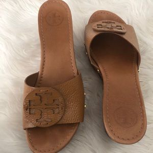 Tory Burch tan wedge size 9